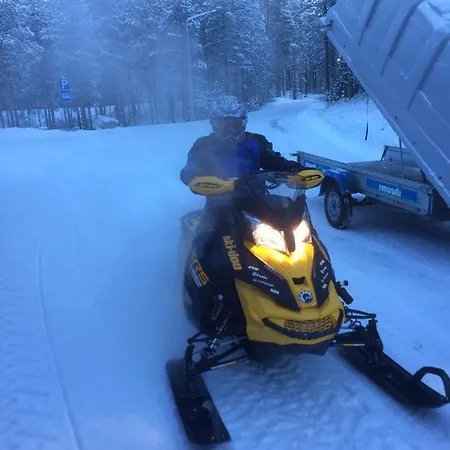 Joutiaisentie I 55 Forest Apartamento